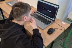 f6bfb509-e381-414c-ab95-ad2886d615bd