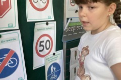 d264c65f-39a5-4977-866c-8837839186dc