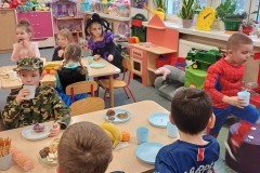 421109651_275665408867049_2490851750020502922_n